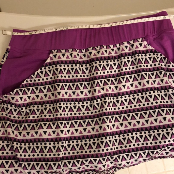 Bette and Court elastic waist golf /pickle ball  skort EUC - Picture 6 of 6